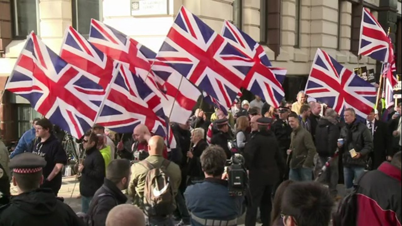 Royaume-Uni: les meurtriers d'un soldat, tué en pleine rue, condamnés à de lourdes peines