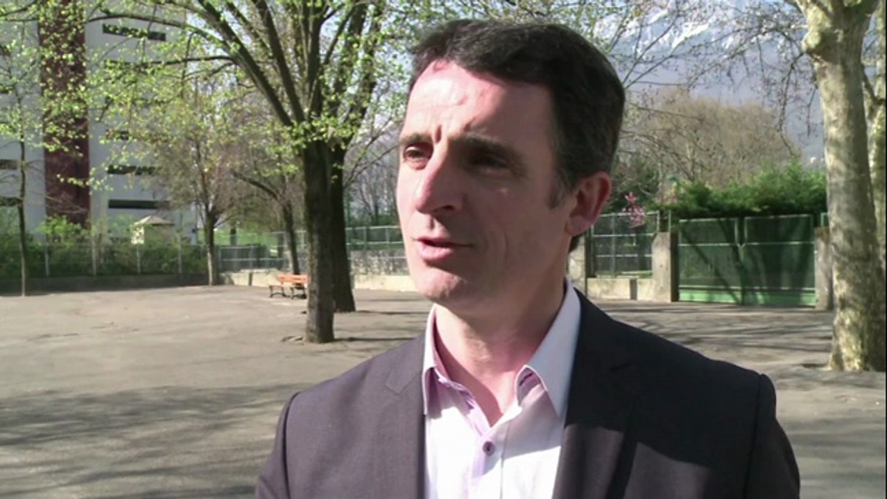 Municipales: Eric Piolle, premier maire écologiste d'une grande ville