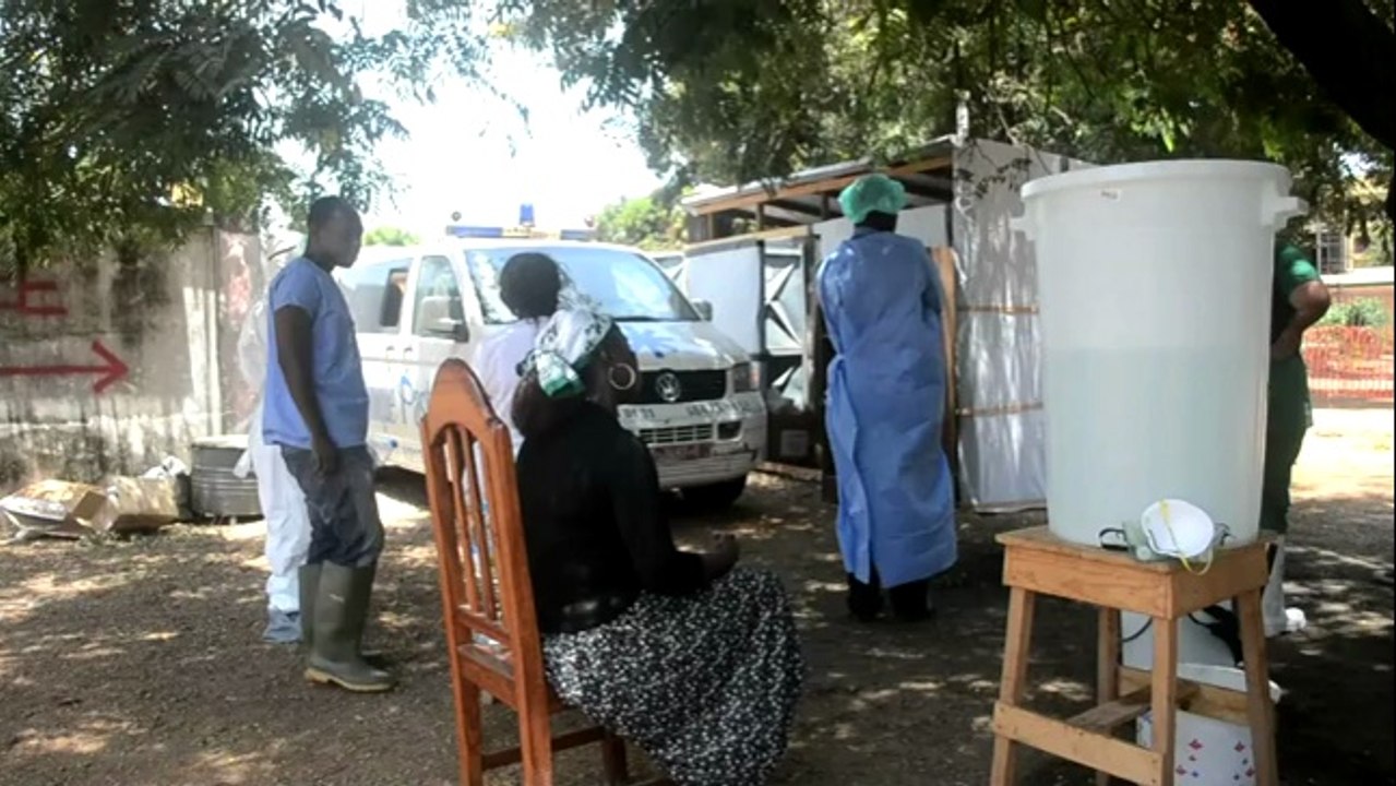 Guinée: une épidémie sans précédent du virus Ebola, et 2 cas confirmés au Liberia