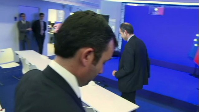 La droite n'est pas convaincue par le remaniement Valls