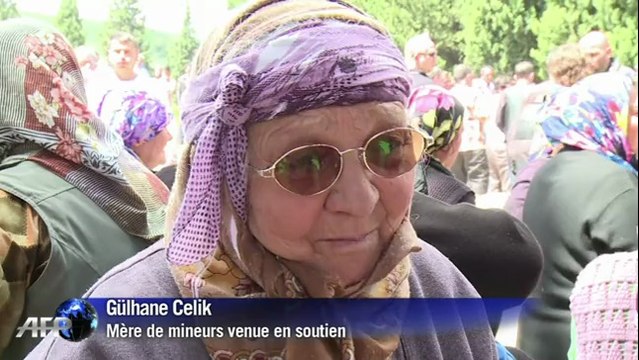 Tragédie minière en Turquie: funérailles collectives pour les victimes