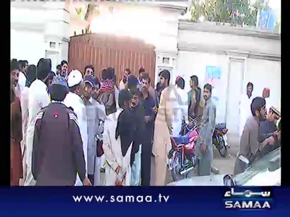 مظفرگڑھ میں پی ٹی آئی پارٹی الیکشن میں عہدیدارلڑپڑے، ووٹوں کی گنتی تھانےٕمیں ھوئی -- سماء ٹی وی