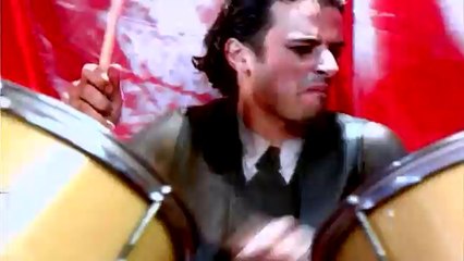 Aşk Yok Olmaktır (Yıldız Tilbe)