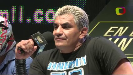 Cavernario vs Hechicero in a En Busca de un Idolo match