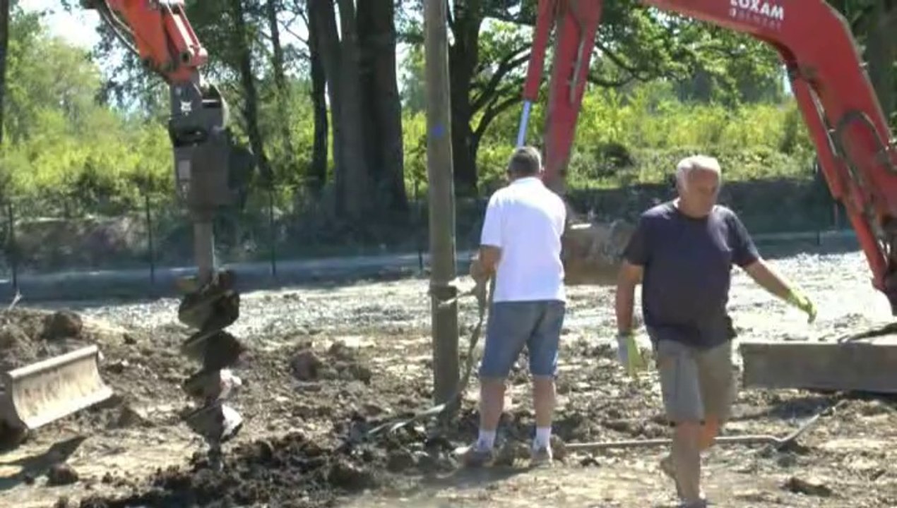 LES W-D.D. MICHOU MONDAY NEWS - REPORTAGE DU 16 MAI 2014 - GOLF D'IDRON PREPARATION DE L'ECLAIRAGE.