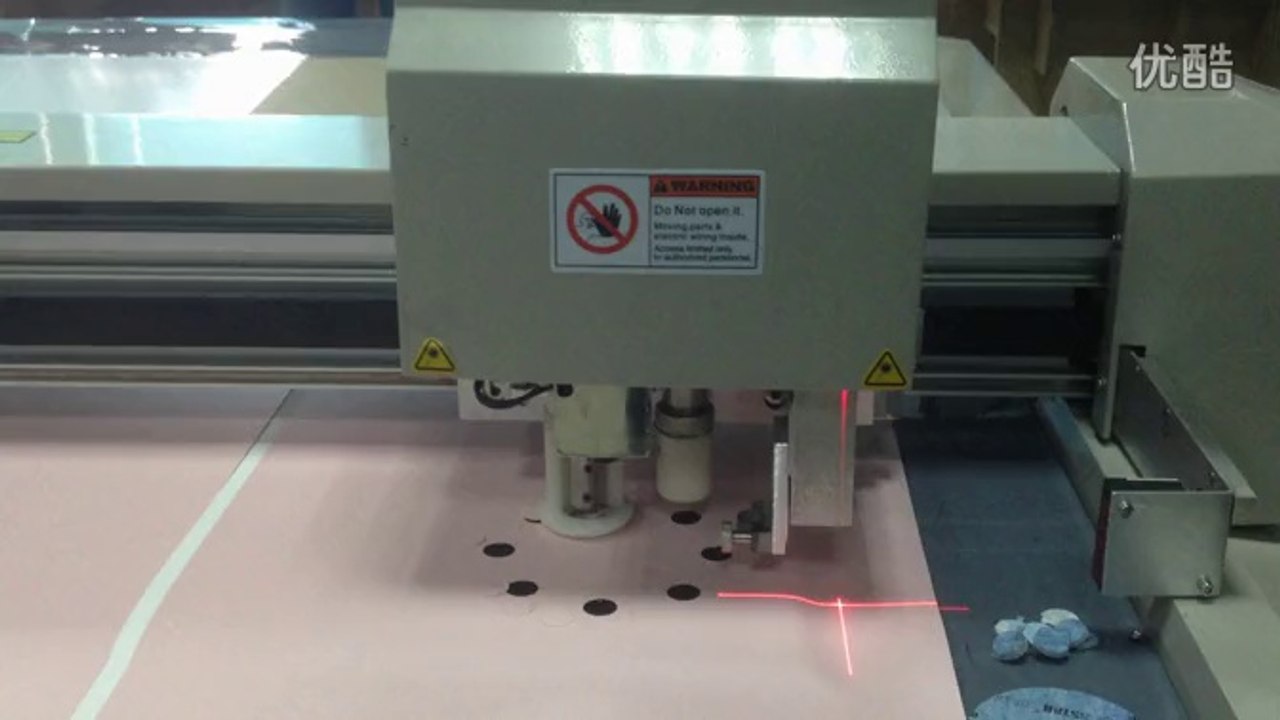 Cylinder head gasket machine