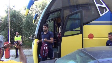 Η άφιξη της αποστολής της ΑΕΛ