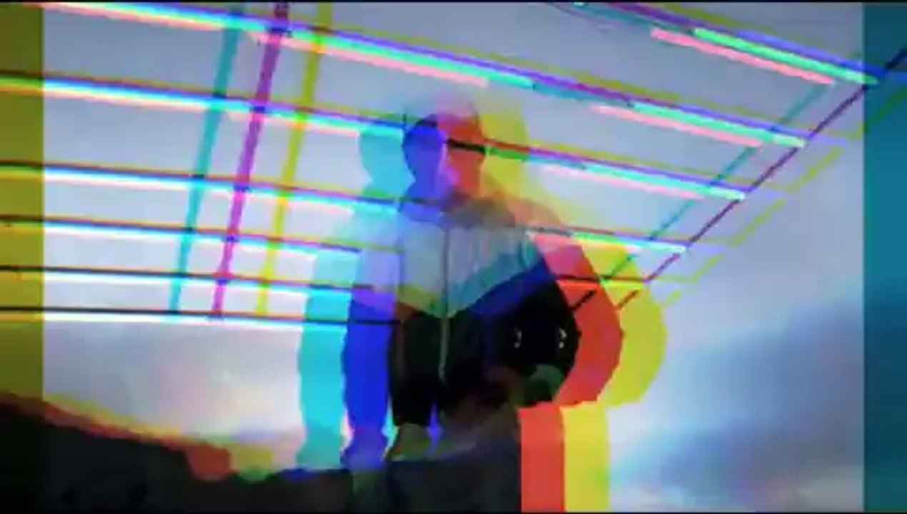 Bir Minik Mikrofon (Ceza)