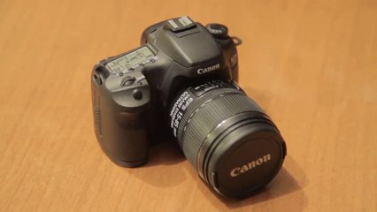 Canon 7D DSLR Mini (USB Flash Drive)