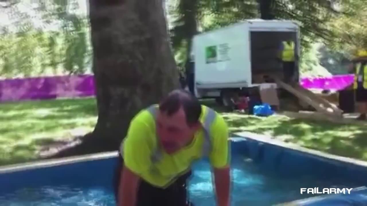 Komik Havuz Kazaları