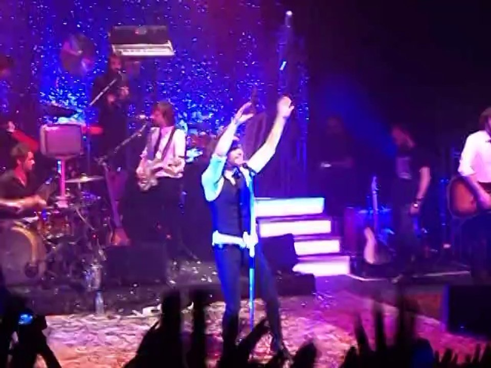 201404 Julien Doré DSN Kiss me forever