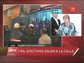 Bachelet llegó a Valparaíso a conocer magnitud incendio que dejó 11 muertos