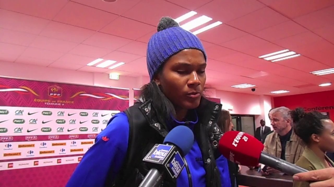Football - France-Autriche - 09-04-2014