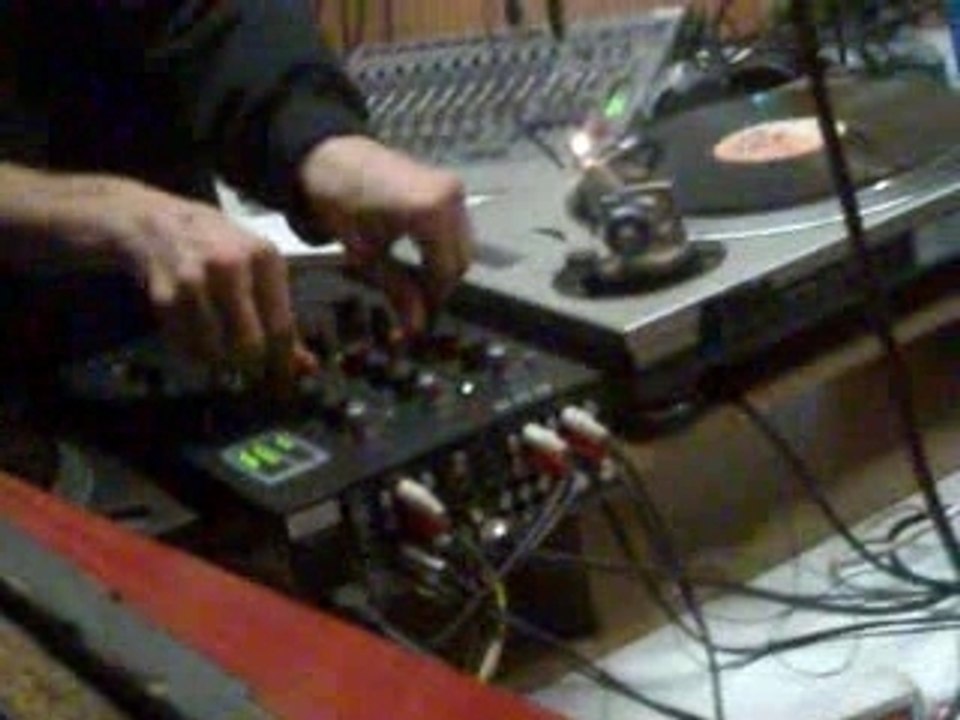 Pouil mix teuf Abuses Mixtomatoz