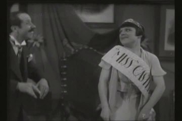 BEATRIZ COSTA CANTA «AGULHA E O DEDAL»