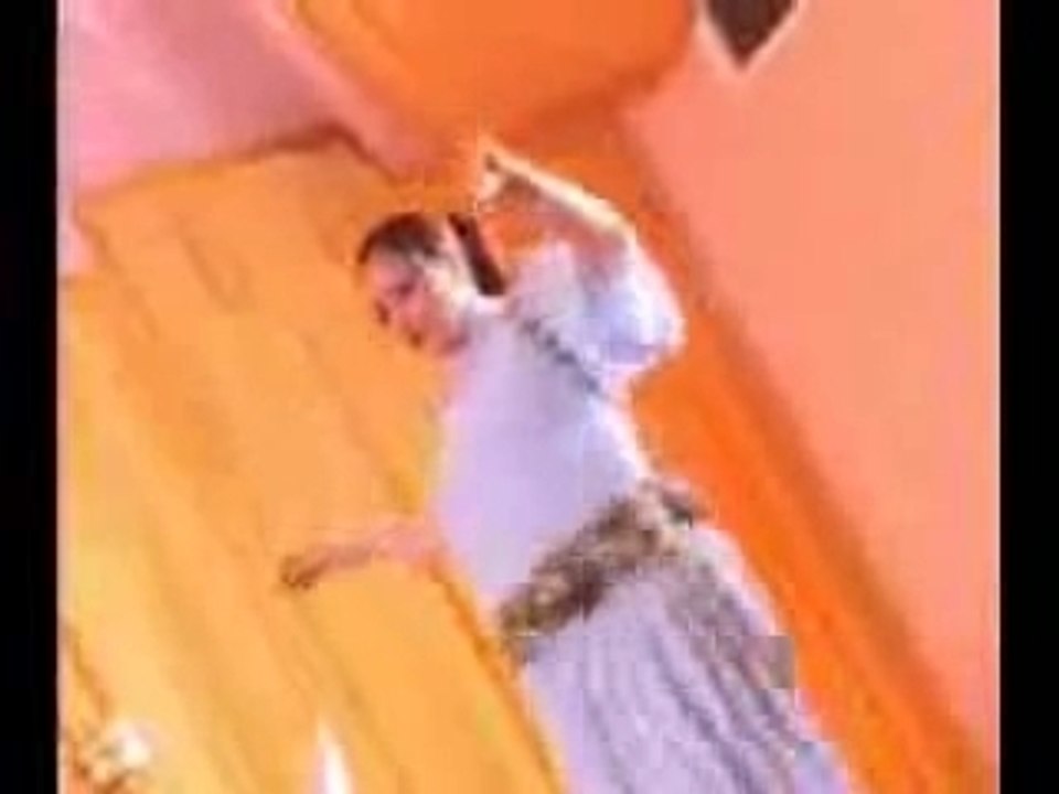 clip_videozik-com_75833_oumgil_oumguil