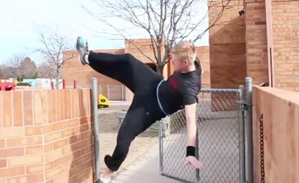 Insane compilation of Parkour and Freerunning Fails