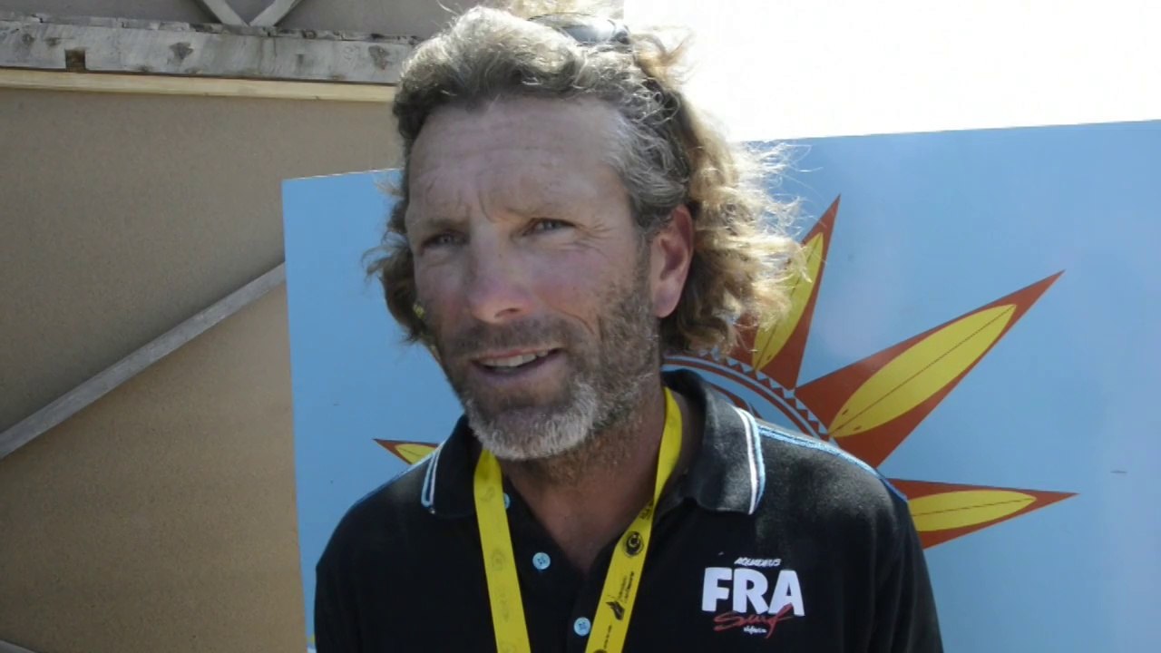 INTEVIEW STEPHANE CORBINIEN TEAM MANAGER EQUIPE DE FRANCE VICE-CHAMPIONNE DU MONDE DE SURF ISA JUNIORS 2014