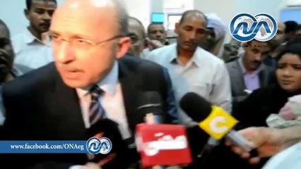 شاهد .. وزير الصحة يتفقد عدد من المنشات الصحية باسوان ويزور مصابي اشتباكات الهلاليل والدابودية