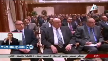 وزير الداخلية يجتمع بمساعديه ومديرى #الأمن لمناقشة الوضع الأمنى
