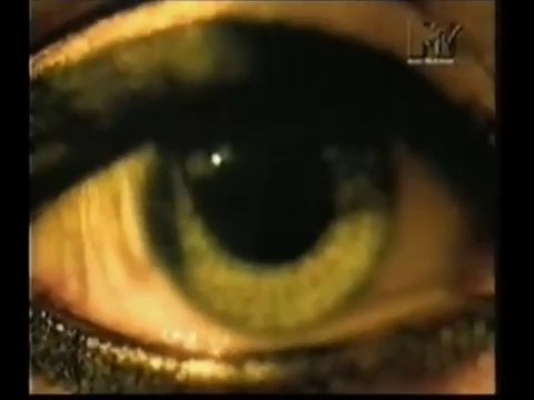 TINA TURNER - GoldenEye (1995) (VH1 Fashion & Music Awards)