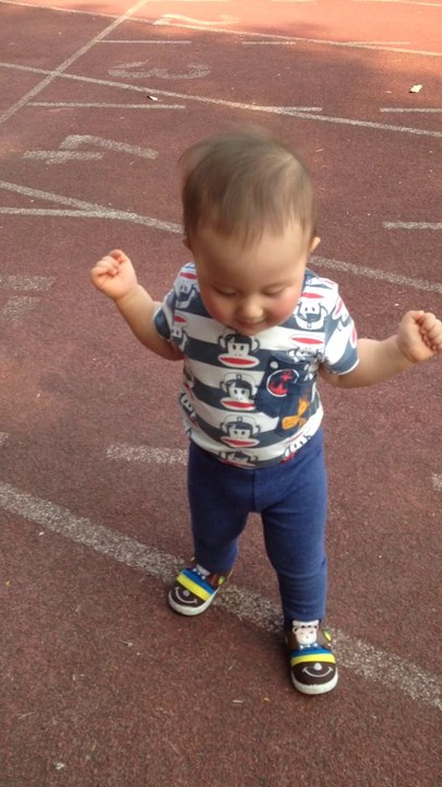 one, two, walk 1