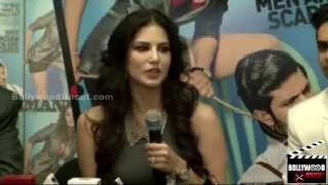 Sunny Leone's LESBAIN Act | Supports Homosexuality
