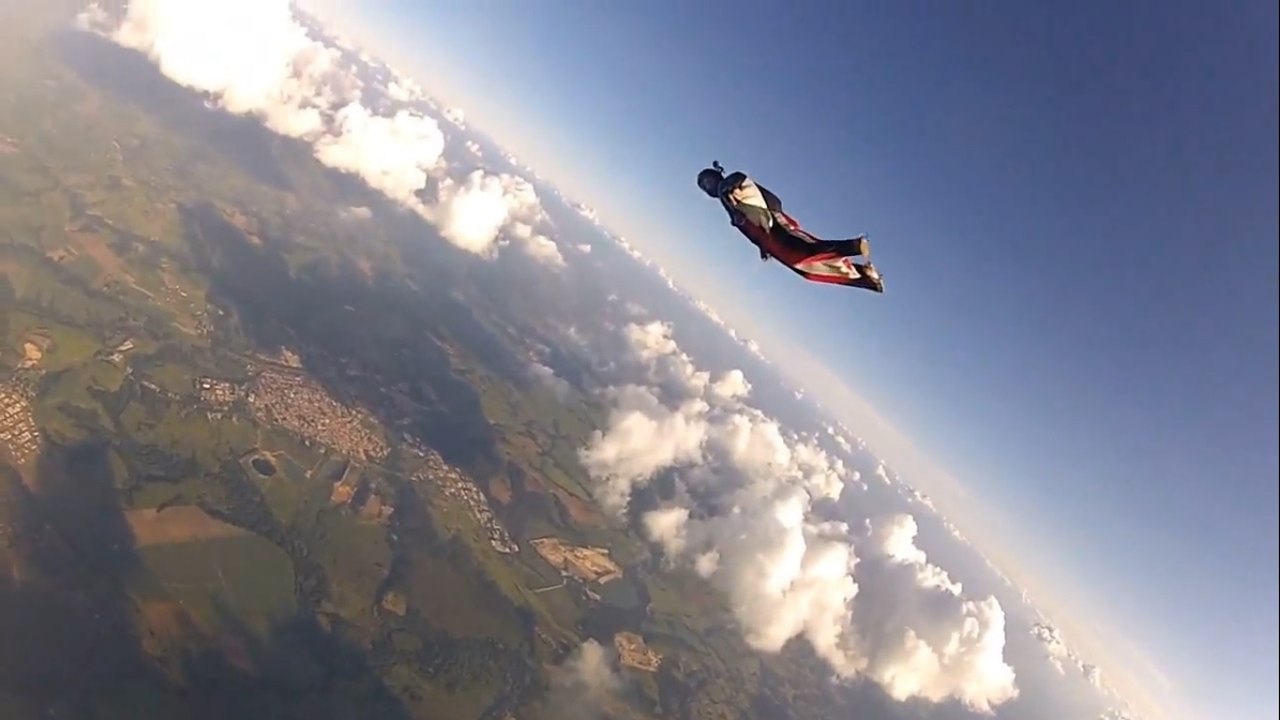 Wing Boits 2014 - Wingsuit
