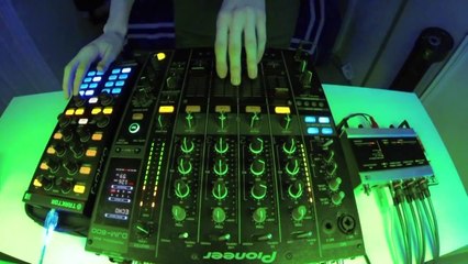 Dj Cosmyn - techno mix vol 1