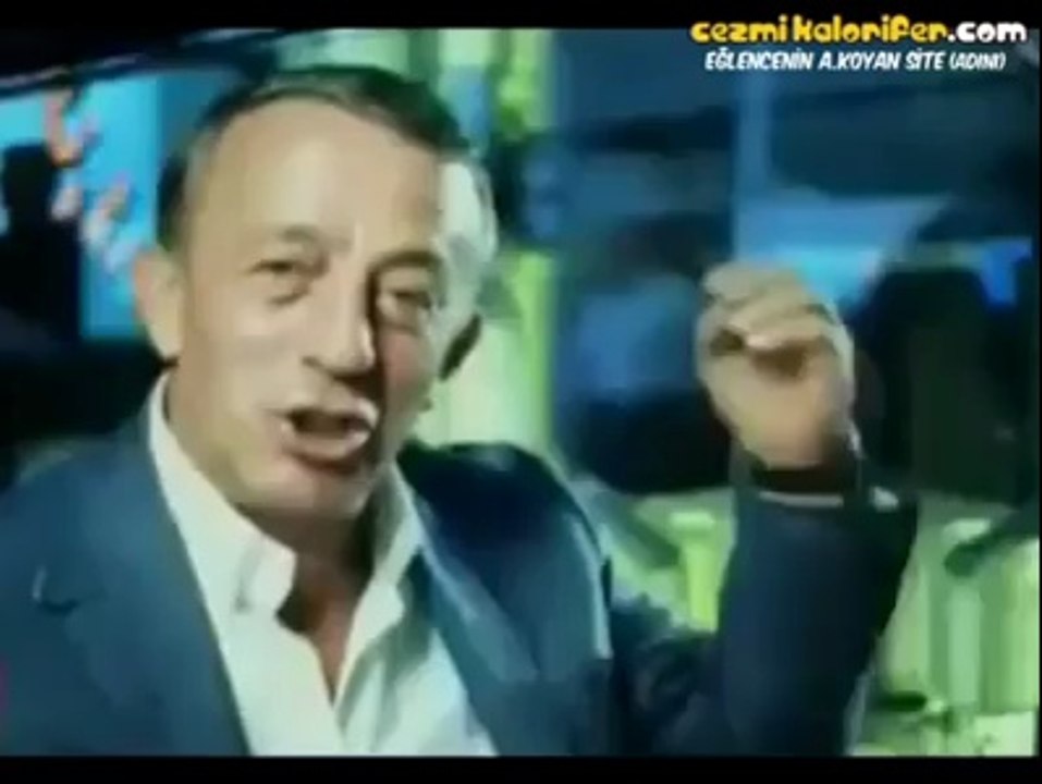 Ali Ağaoğlu - Bu Değil Bu da Değil (Müjde Ar Versiyon)