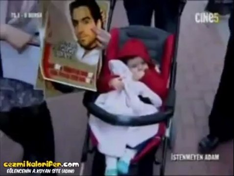 İsmail YK'nın Meclise Girmesi - İstenmeyen Adam