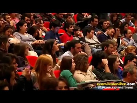 Okan Bayulgen - Sigara Tartışması