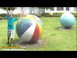 Dünyanın En Garip Dansını Yapan Ergen