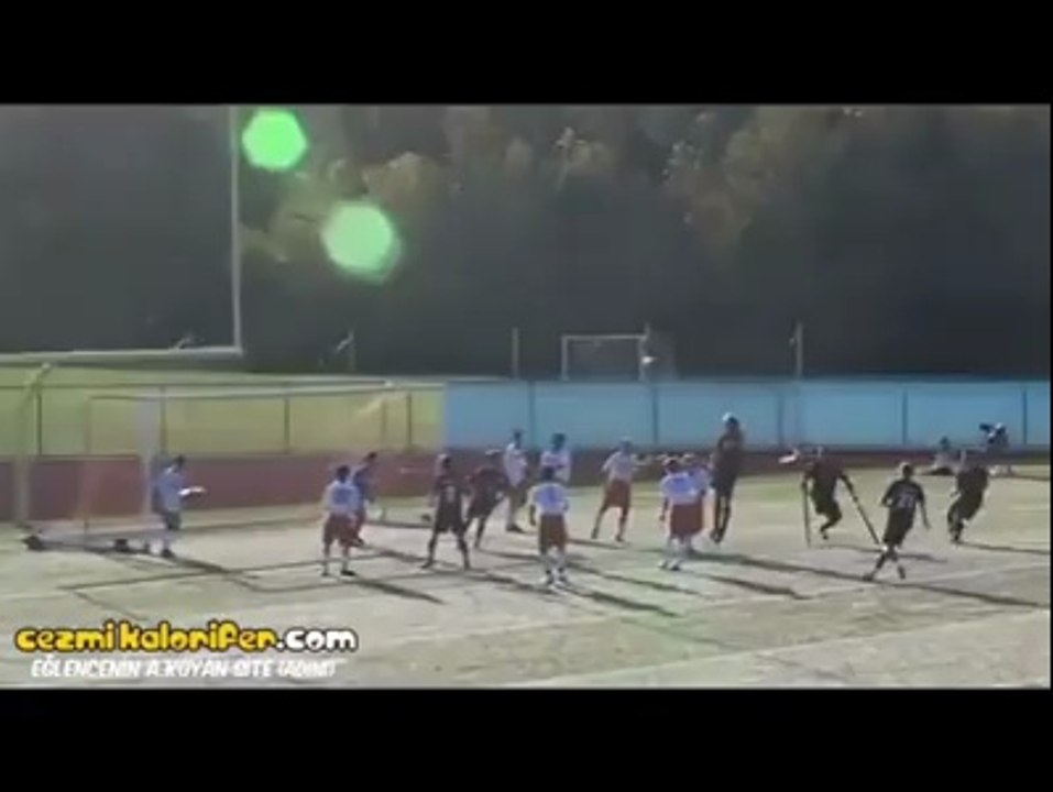 Engelli Futbolcudan Harika Rövaşata