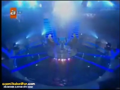 Kim Milyoner Olmak İster - Üniversite Öğrencilerine Taş Çıkaran Teyze