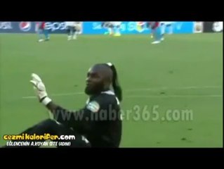 Bir Acayip Gol Sevinci Yapan Kaleci