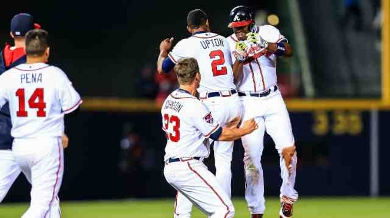 Fredi Gonzalez Discusses 10th Inning Win