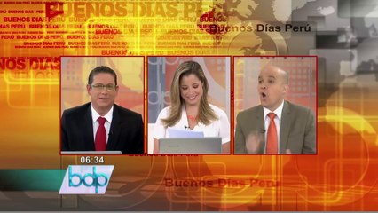 VIDEO: ¿Mamá de boxeador hace brujería durante pelea para que gane su hijo?