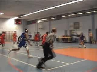 Dunk arriere signé Mohamed Kane