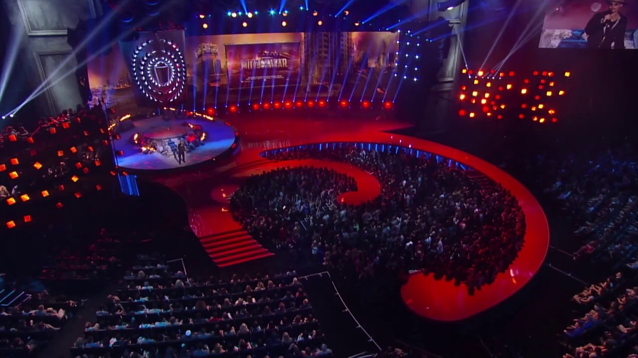 Johnny Depp Introduces The Nominees For Movie Of The Year