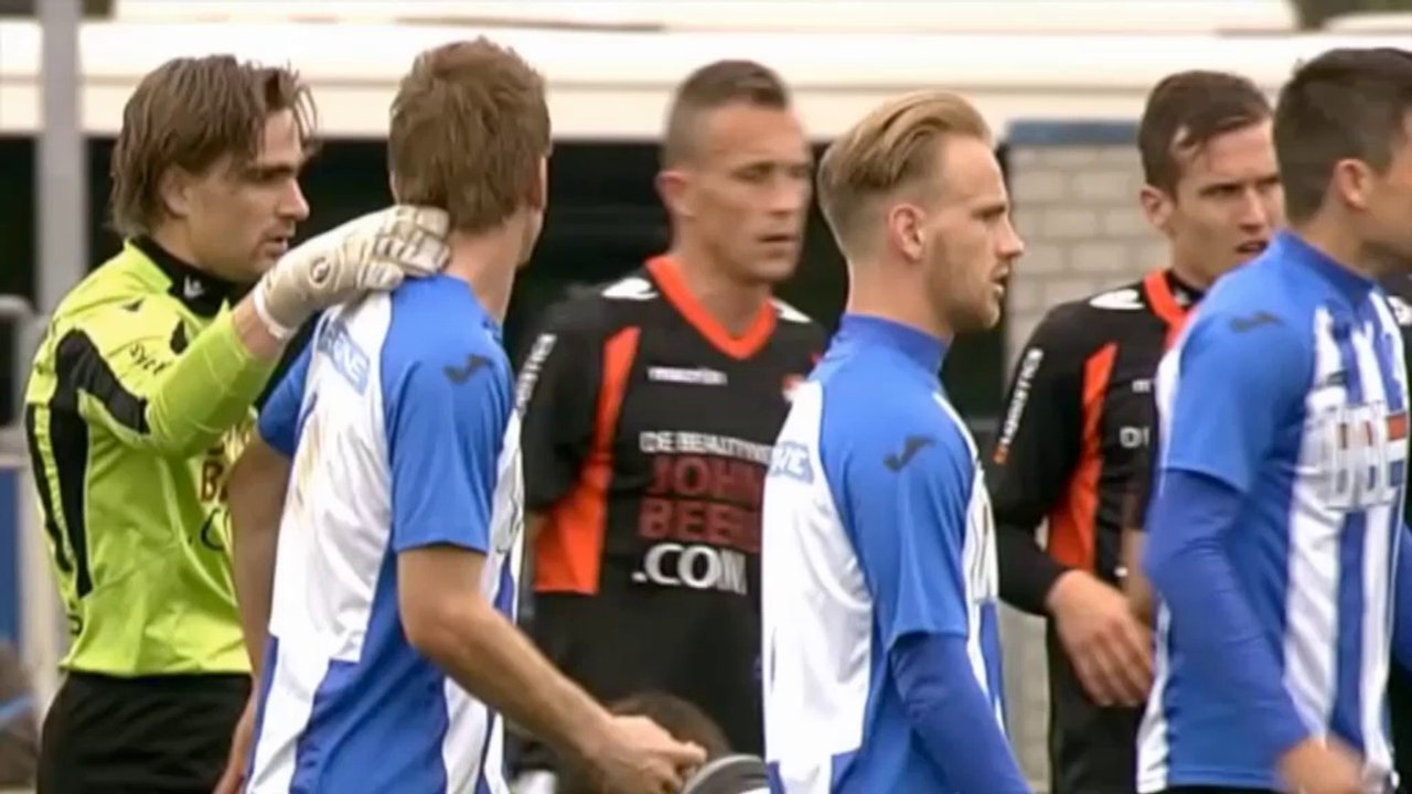 Jupiler League: Eindhoven-Kapitän rastet nach Foul aus