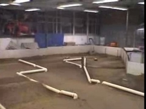 Kyosho Mini Inferno - Run indoor