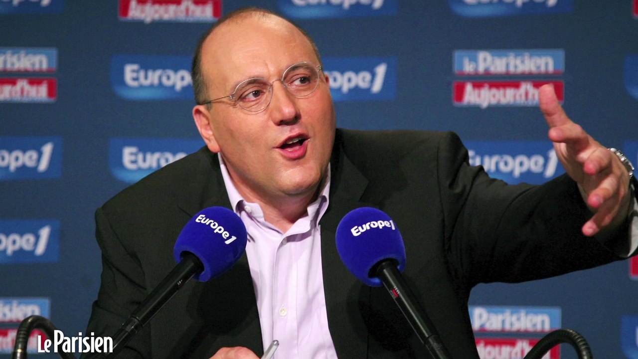 A la Une. «De l'eau dans le gaz entre Hollande et le PS»