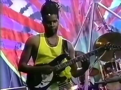 Living Colour - Love Rears Its Ugly Head (Live on Les Nuls - L'Emission)
