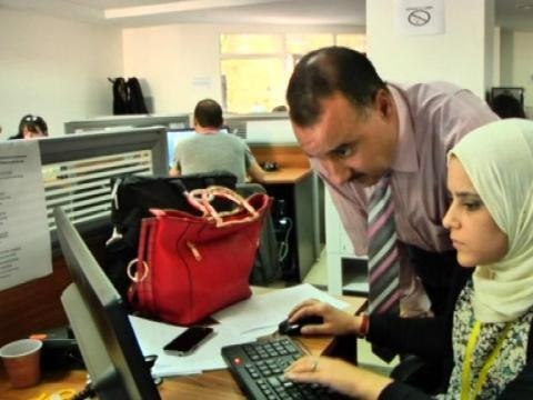 Election en Algérie: les énormes moyens mis à disposition d'Abdelaziz Bouteflika - 15/04