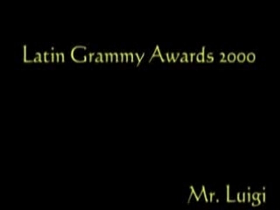 SHAKIRA Belly Dance Ojos Asi.
