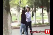 Üniversite karıştı: Polis, öğrencinin kafasına copla vurdu