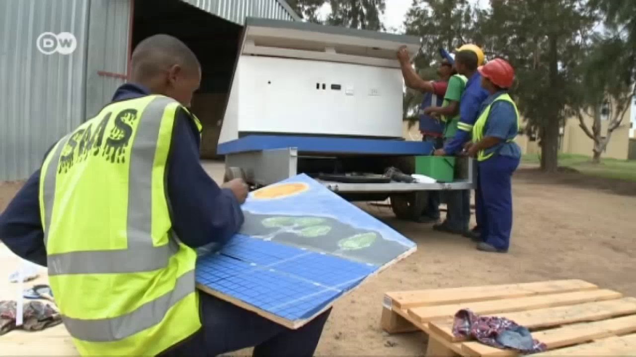 Deutsche bauen Solarfarmen in Südafrika | Wirtschaft kompakt