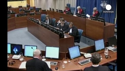 Niente proscioglimento, Mladic resta imputato