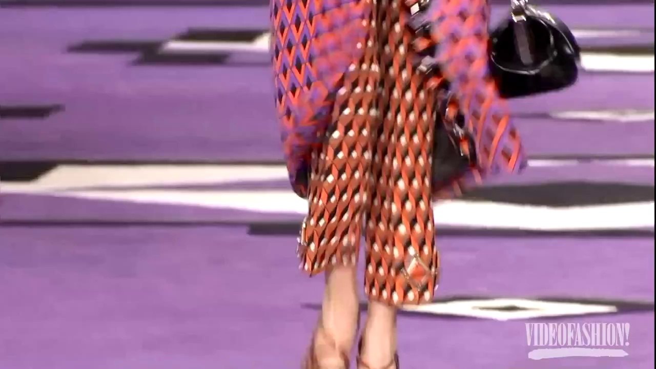 Prada Autumn/Winter 2012-13 - Videofashion